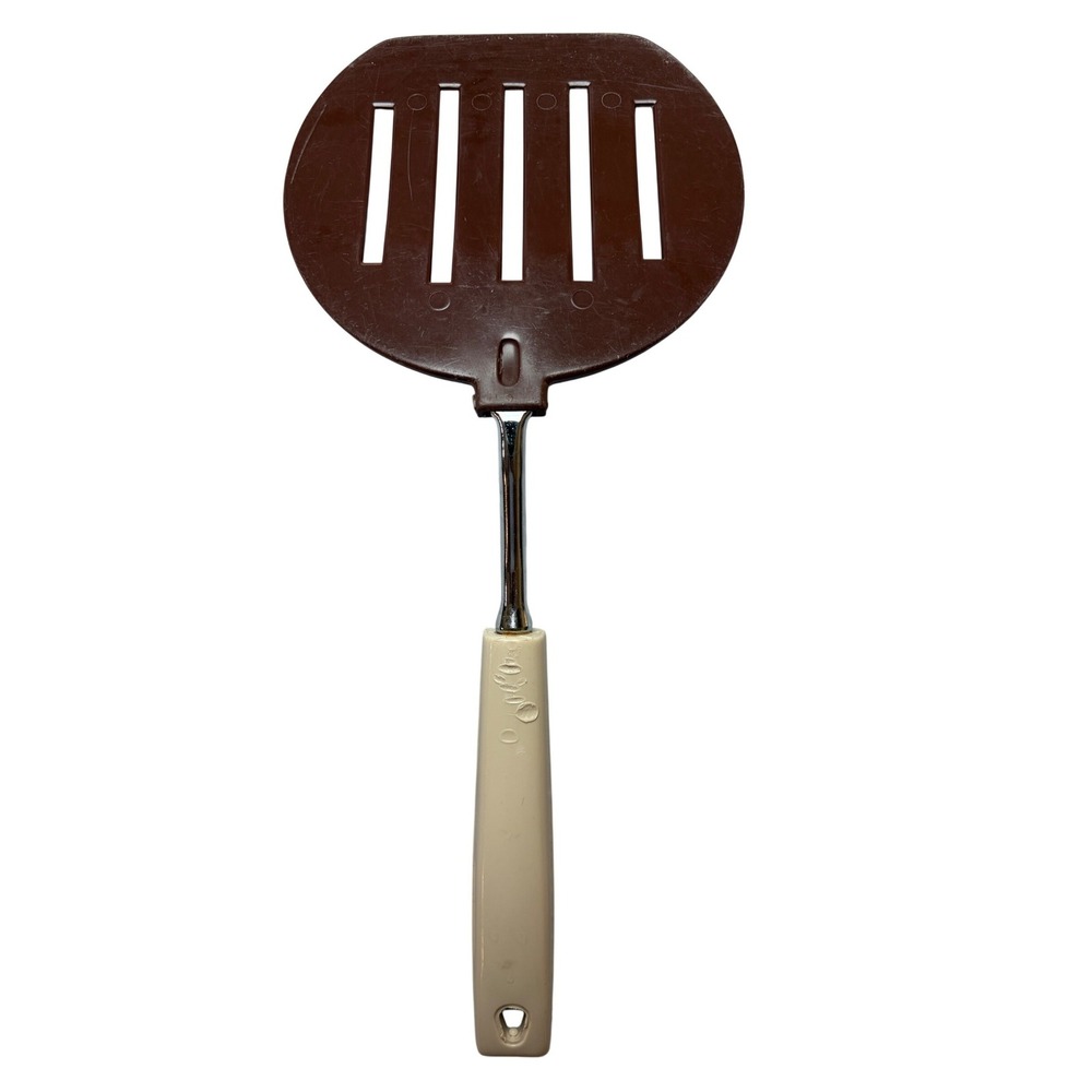 Vintage Ekco USA Wide Slotted Turner Spatula Brown Nylon Cream Handle 10.5 Inch